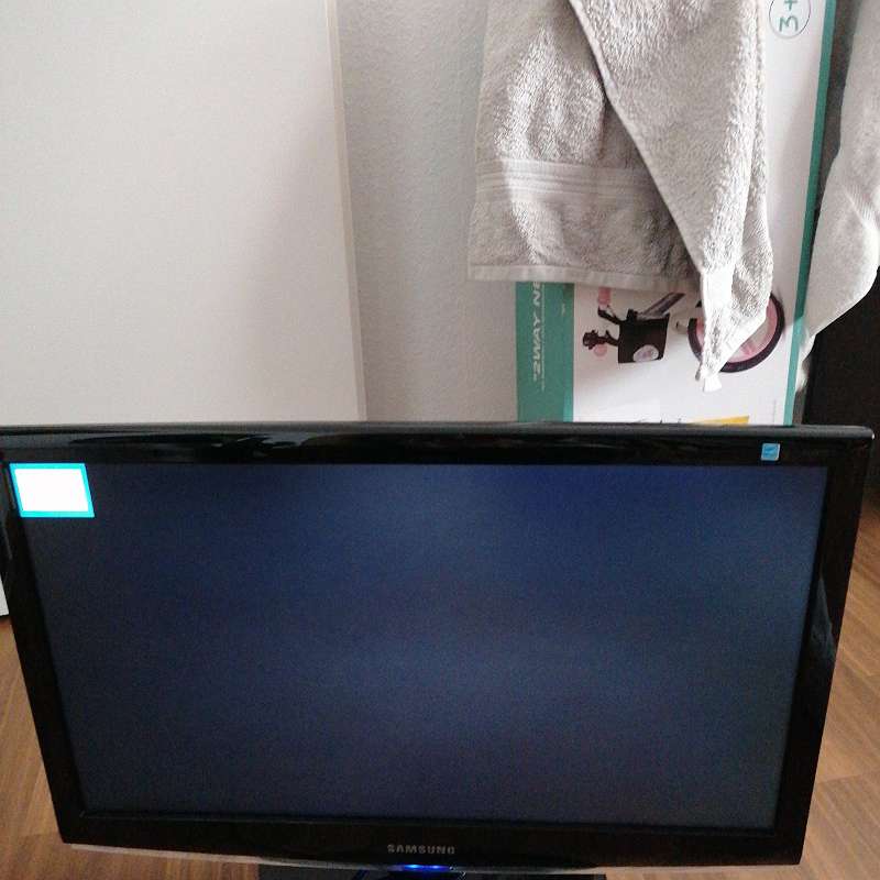Samsung PC Monitor - 1
